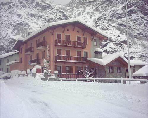 Hotel Beau Sejour Arvier Εξωτερικό φωτογραφία